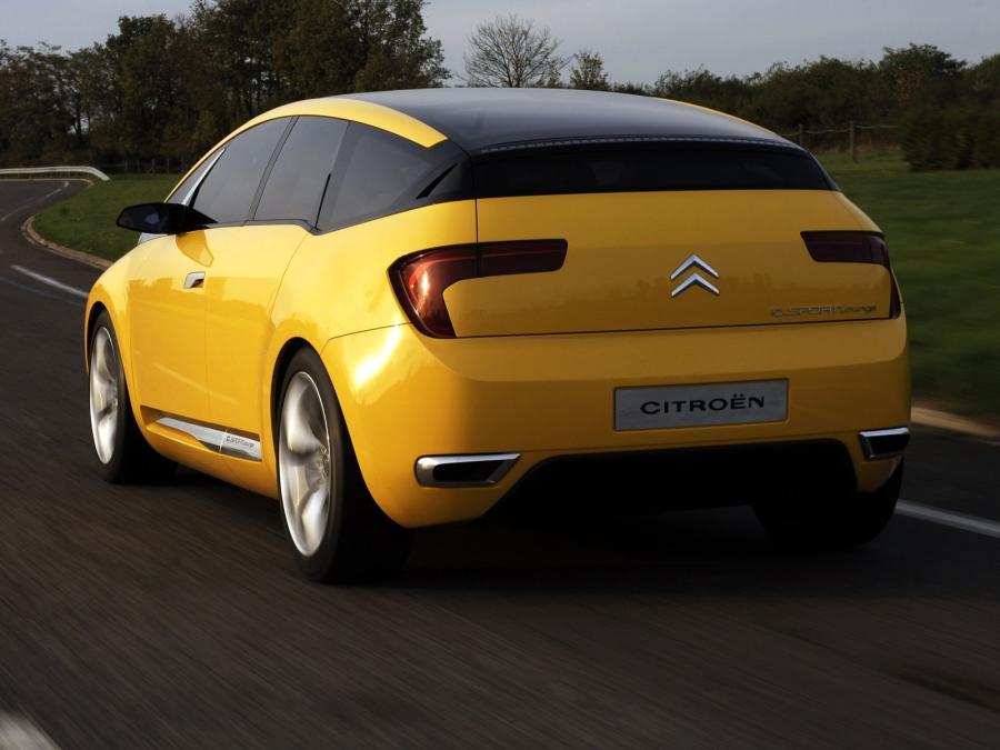  Citroen C-SportLounge Concept 2005 года  (фото 4 из 116)